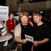 Wie entschlossen sind Jugendliche bei der Berufswahl? Auf dem Bild sind Eva und Michael Finkenzeller zu sehen (im Hintergrund, mit rotem T-Shirt, ist Yannick Strauch).