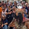  „The Herock“ heißt die Show von Mr. Copini. Er war Teilnehmer am Straßenkünstlerfestival La Strada in Augsburg. 