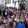 Bei der Wallfahrt der bayerischen Bistümer zu Ehren der „Patrona Bavariae“ pilgerten 4000 Gläubige nach Augsburg.  	