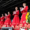 In der Sing- und Tanzgruppe Kosaken Kraj engagieren sich Menschen aus Russland, der Ukraine und anderen Ländern.
