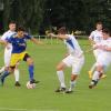 Beim Auftakt in Holzkirchen holte der SV Donaumünster-Erlingshofen in Weiß ein 1:1 – und liegt damit in der Tabelle hinter dem Aufsteiger und morgigen Gegner TSV Wemding. 	