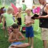 Die Kinder im Mitmachzirkus des Kreisjugendrings Aichach-Friedberg bereiten sich auf den großen Gala-Abend vor. Er findet am Freitag, 1. September, im Zelt am Friedberger See statt. 	