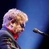 Elton John engagiert sich schon seit langen Jahren im Kampf gegen Aids. Foto: Victor Lerena dpa