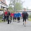 Auch heuer wird voraussichtlich Bürgermeister Otto Göppel (rechts) wieder mit gutem Beispiel beim Nordic-Walking-Lauf vorangehen.  