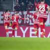 Spektakulärer Start: Der FCA ging durch Mads Pedersen gegen die Bayern in Führung.