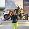 Ihre BMW-Motorräder sind nicht nur Fortbewegungsmittel, sondern immer auch gute Freundinnen: Doris Wiedemanns Reisen sind in einer neuen BMW-Ausstellung verewigt.