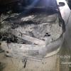 Ein 35-Jähriger ist mit seinem Audi gegen einen Lastwagen gekracht. Das Auto geriet in Brand.