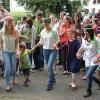 Mit Spiel, Tanz und Gesang feierten die Kinder des Meitinger Montessori-Kinderhauses mit ihren Erzieherinnen, Eltern und Gästen.  	