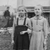 Vor 80 Jahren wurde Gisela Schäfer (links) wegen der Bombardierung von Essen nach Lauingen gebracht. Sie kam in der Familie von Marianne Braun (rechts) unter. 