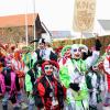 Mehrere Tausend Besucherinnen und Besucher säumten die Straßen, um mit dem Kötzer Narren Club Fasching zu feiern.