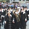 Die Eröffnung vollzogen viele Gruppen beim Einmarsch auf dem Rathausplatz. Zum Schluss wurde die Party dann von historischen Schützen angeschossen OB Hermann Faul