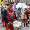 Viele Besucher aus Mindelheim und Umgebung haben sich die italienischen Fahnenschwinger am zweiten Frundsbergfest-Wochenende angeschaut.