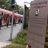 München, S-Bahnstation Solln: Diese Gedenktafel erinnert an den 2009 getöteten Geschäftsmann Dominik Brunner.