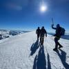 Das Bild zeigt Alexander Scherl auf dem Mont Blanc. Der Leiter der Augsburger Alpinschule unternimmt nur in bestimmten Monaten Touren zu dem berühmten Gipfel.