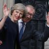 Die neue Premierministerin Theresa May und ihr Ehemann Philip Jon May.