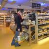 Der Bio-Supermarkt Basic bietet im Augusta-Center an der Karlstraße jetzt 12000 Artikel von Konserven bis zu Frischware an.  
