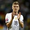 Toni Kroos spielt derzeit bei der EM in Frankreich. Angeblich zieht es ihn zurück zum FC Bayern.