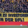 In den Stadien der ersten und zweiten Liga wurde erneut gegen die Investoren-Pläne der DFL protestiert.