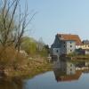 Neben dem ehemaligen Kloster soll ein künftiger „Wörnitzpark“ die Mühle, den Pfarrgarten und die ortsnahe Auenlandschaft aufwerten. 	