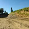 So sah die Sandgrube in Miedering im Sommer aus. Das Bild wird sich verändern, denn hier wird die Firma Leitenmaier künftig weiter Sand abbauen. 	