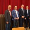 Die Gundelfinger CSU hat Manuel Bahmann  (Zweiter von rechts) als Kandidat für die Gundelfinger Bürgermeisterwahl nominiert. Das Foto zeigt ihn mit den VG-Bürgermeistern (von links) Stefan Taglang, Siegmund Meck  und Christoph Mettel (rechts).