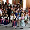 Das fröhliche Treiben beim Sommerfest des Reichlinger Kindergartens.  
