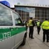 Nach den Vorfällen rund um den Kölner Hauptbahnhof in der Silvesternacht wird die Polizeipräsenz zum Karneval verdreifacht.
