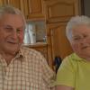 Das Ehepaar Ewald und Lieselotte Engelniederhammer aus Wittislingen. Seit 20 Jahren pflegt der 81-Jährige seine Ehefrau. 