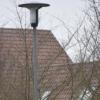 Bei diesen Lampen im Binswanger Baugebiet Kirchle sollen die Leuchten und Reflektorblenden gegen moderne LED-Technik getauscht werden.