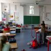 Ein virtueller Rundgang fand in der Grundschule Bissingen statt. Zu „Besuch“ war unter anderem Auerquelle-Chef Wolfgang Hörhammer.  	