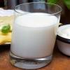 Milch ist gesund? Eine neue Studie sieht einen Zusammenhang zwischen Milchkonsum und höherem Todesrisiko.