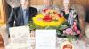Das Ehepaar Eleonore und Helmut Bauer aus Au feiert Goldene Hochzeit. Zu den Gratulanten gehörte auch Zweiter Bürgermeister Josef Kränzle (links). 