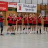 Applaus für die Handballerinnen des TSV Aichach: In Donauwörth holte sich das Team von Trainer Martin Fischer einen ungefährdeten Erfolg und steht nun an der Spitze der Bezirksoberliga.  	