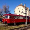 Mit dem Oldtimer-Schienenbus VT 98 geht es am Pfingstsonntag von Augsburg nach Landsberg.