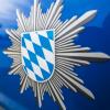 Die Polizei nahm vorläufig einen Mann fest, der im Zug nach Augsburg eine junge Frau belästigt haben soll.
