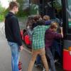 Hier muss ein „Coolrider“ für Ordnung sorgen. Junge Krumbacher Real- und Mittelschüler werden als Begleiter und Streitschlichter für öffentliche Verkehrsmittel ausgebildet. (Symbolfoto)