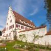 Im Rosenschloss in Gundelfingen sollen bald Seniorinnen und Senioren leben, die noch zu fit für ein Altenheim sind, aber Hilfe im Alltag benötigen.