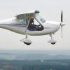 Ein Ultraleichtflugzeug hatte bei einem Flug in Augsburg technische Probleme.  