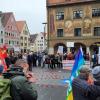 Rund 300 Menschen nahmen in diesem Jahr am Ostermarsch in Ulm teil. 