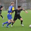 Spielertrainer Angelo Jakob (rechts) ist nach einem Schlüsselbeinbruch wieder für den VfL Ecknach im Einsatz. Am Sonntag steht bereits das erste Punktspiel in der Bezirksliga Nord an. 