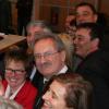 Christian Ude war in Bobinge umringt von Kandidaten und bejubelt von Delegierten. Foto: Pitt Schurian 