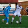 Sind seit nunmehr fünf Begegnungen in der Landesliga Südwest ungeschlagen: Maximilian Bär (rechts) und der FC Ehekirchen. Foto: Daniel Worsch