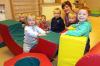 Immer mehr Familien in Neuburg bezahlen nicht für die Betreuung im Kindergarten. Wer seine Rechnung nicht begleicht, kann den Platz für sein Kind verlieren.