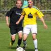 Für Stätzlings Tobias Huber (links) geht es ins Topspiel gegen den SV Hammerschmiede, Philip Gfrörer spielt mit den Sportfreunden Friedberg beim FC Öz Akdeniz.