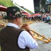 Alphornbläser musizieren auf dem Fellhorn bei der sogenannten "Berglar Kirbe". Rund 40 Musikanten kamen 2018 zu der Bergmesse zu Ehren des Heiligen Jakobus auf das Fellhorn.