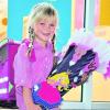 Hanna Schnapp freut sich auf den ersten Schultag - und ihre rosa Prinzessinen-Schultüte, die mit vielen tollen Überraschungen gefüllt ist. Fotos: Grass