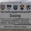 Die Wappen der fünf VG-Gemeinden, der Sitz der Verwaltungsgemeinschaft ist in Dasing.