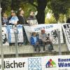 Zahlreiche Löwen-Fans aus der Region freuen sich auf das morgige Gastspiel des Zweitligisten in Altenmünster. Große Teile der Einnahmen kommen der Deutschen Knochenmarkspenderdatei (DKMS) zugute. 
