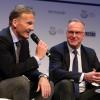 Hans-Joachim Watzke (l.) und Karl-Heinz Rummenigge teilten  gegen die Fifa aus.