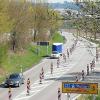 Hier geht es von der südlichen Umfahrung Wertingen (Staatsstraße 2033) in Richtung Zusmarshausen auf die Staatstraße 2027. Die Zufahrt zwischen den Staatsstraßen bleibt bis Ende April gesperrt. Ebenso die Staatsstraße 2027 bis Roggden selbst. Dort müssen noch Restarbeiten erledigt werden. 